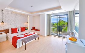 Lale Hotel